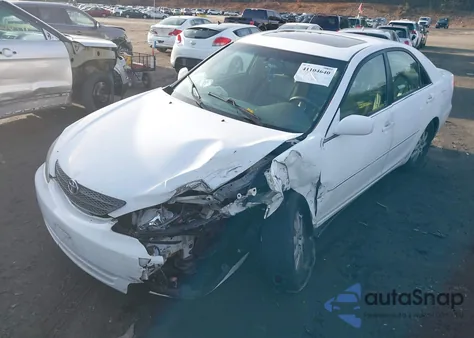 2002 Toyota Camry Xle V6 из США, поврежденный, VIN 4T1BF30K22U503708